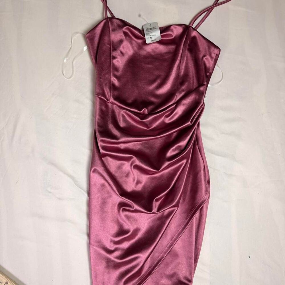 Windsor pink satin mini dress - Picture 2 of 7